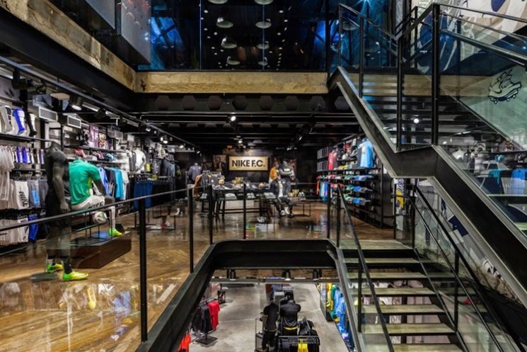 Nike abre a primeira loja exclusiva de futebol no Brasil